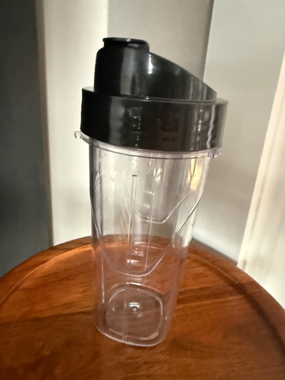 Oster Blender 24 oz Blend N Go Smoothie Cup w/ Flip Top Sip Screw On Lid 188119